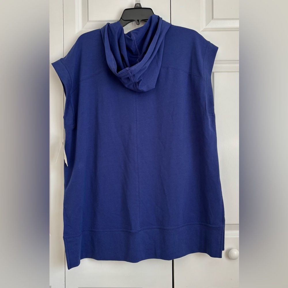 Blue Sleeveless Hoodie - Picture 4 of 7